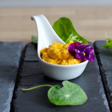 Mrkvový dip podle kuchařky Annabel Langbein